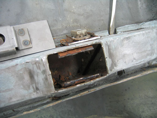 Old bracket cut out Old bracket cut out
