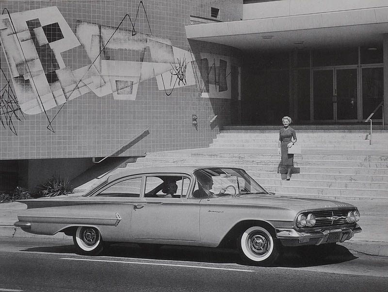 photo-1960BiscayneUtilitySedan1.jpg